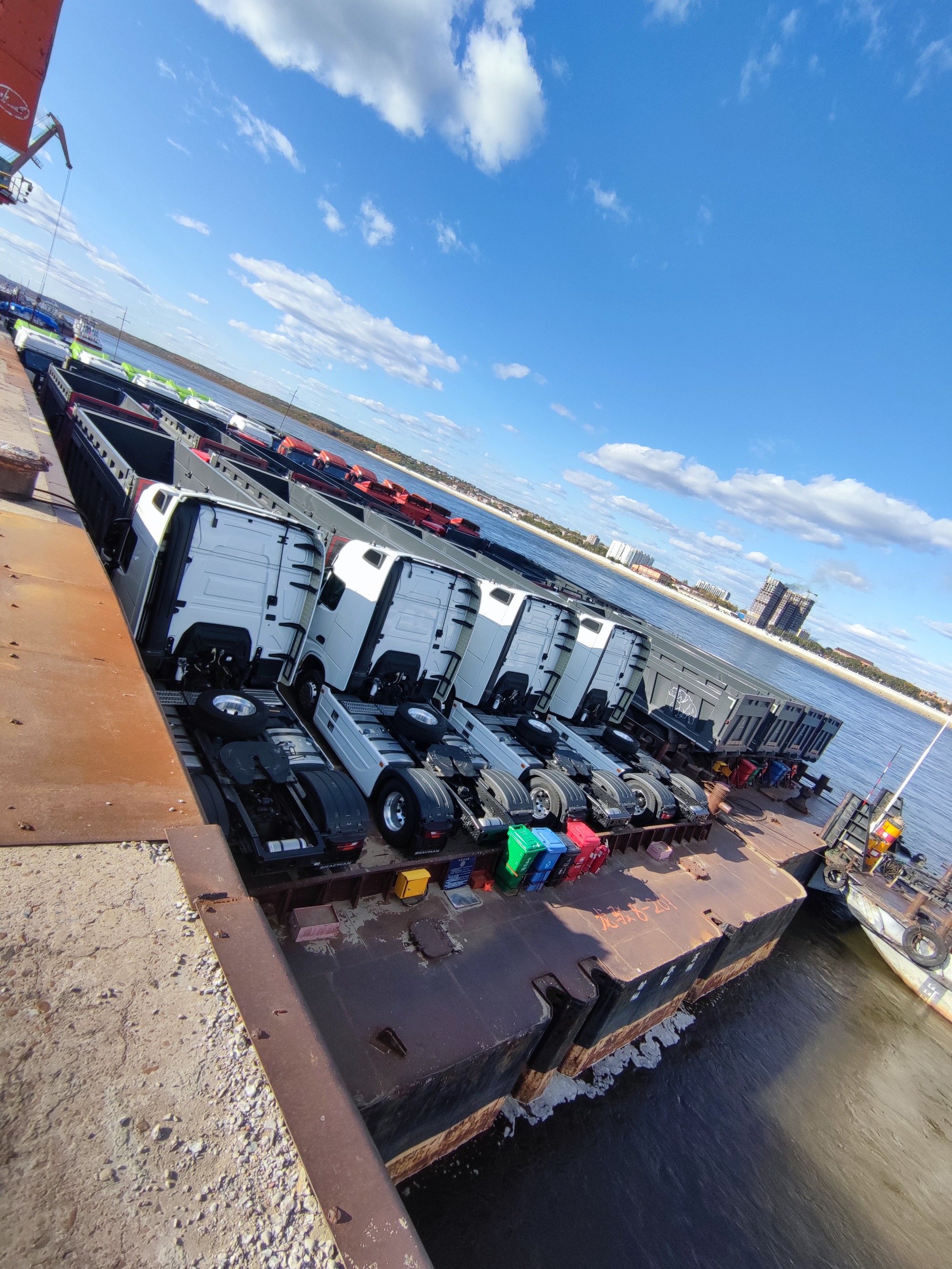 霍尔果斯口岸业务实拍